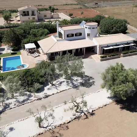 Traumhafte Finca Am Es Trenc Ses Covetes Bagian luar foto