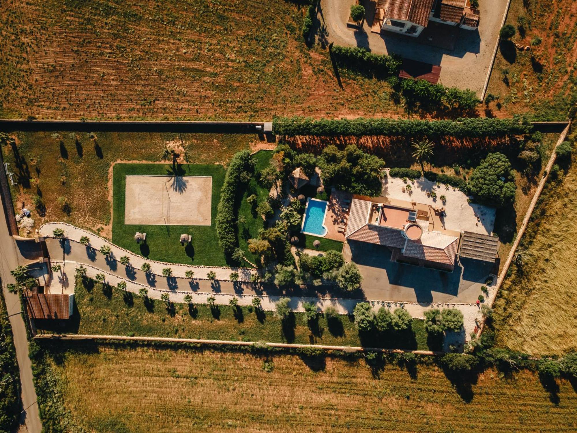Traumhafte Finca Am Es Trenc Ses Covetes Bagian luar foto